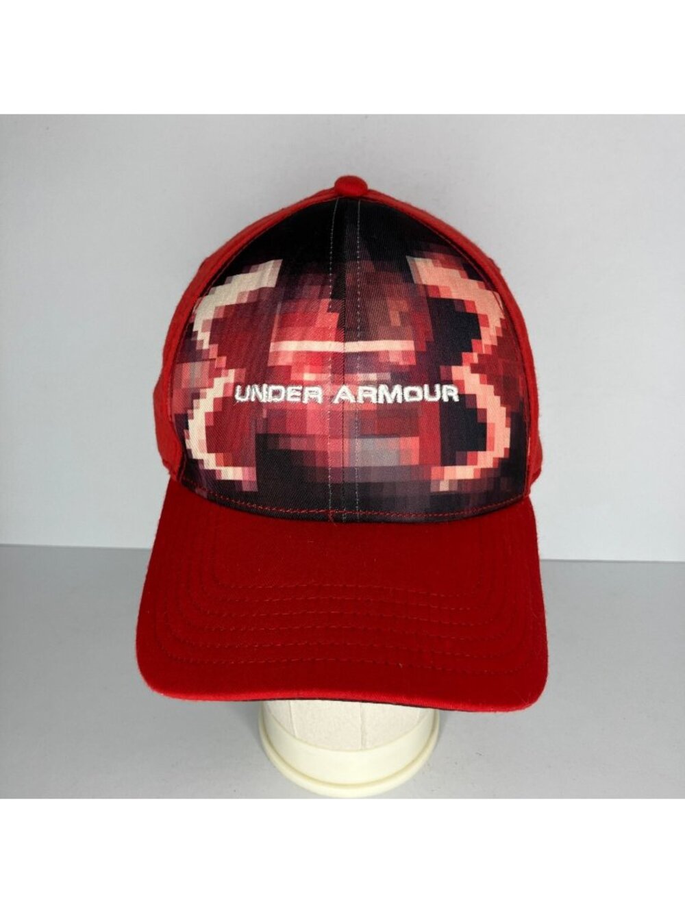Under Armour Hat Heatgear Fitted Cap Men's LG/XL Red Black Pixel Logo
